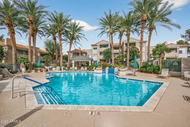 $299,990 | 3830 East Lakewood Parkway East, Unit 2173, Phoenix, AZ 85048