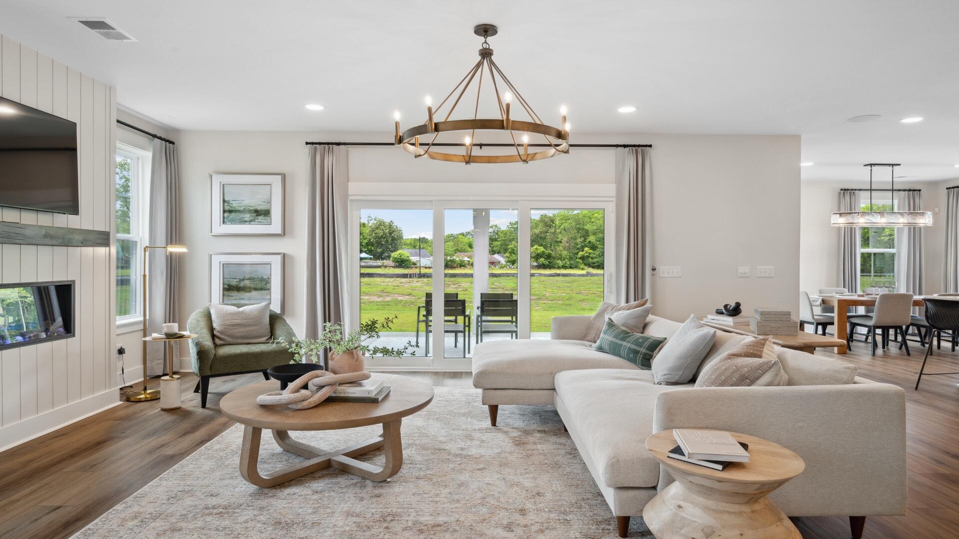 455 Cadbury Loop Summerville, SC 29486 - Photo 12 of 38 Family Room