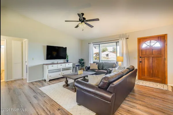 $435,000 | 17571 East Hummingbird Lane, Mayer, AZ 86333