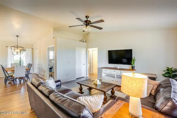 $435,000 | 17571 East Hummingbird Lane, Mayer, AZ 86333