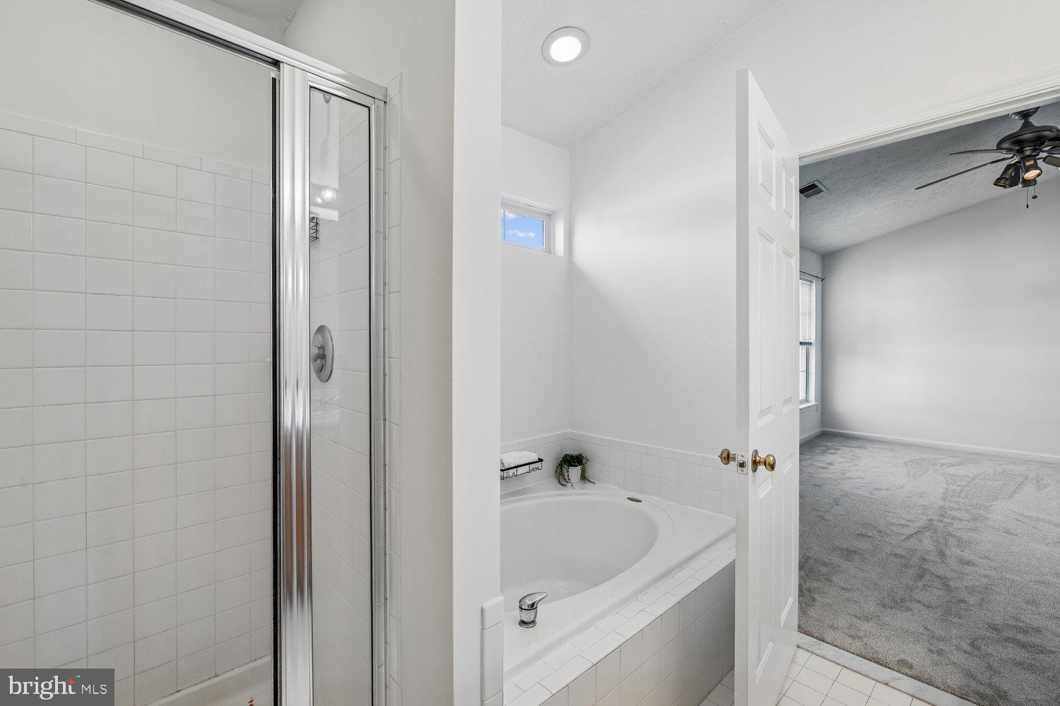 2426 Knapps Way Odenton, MD 21113 - Photo 36 of 71 Primary Bath