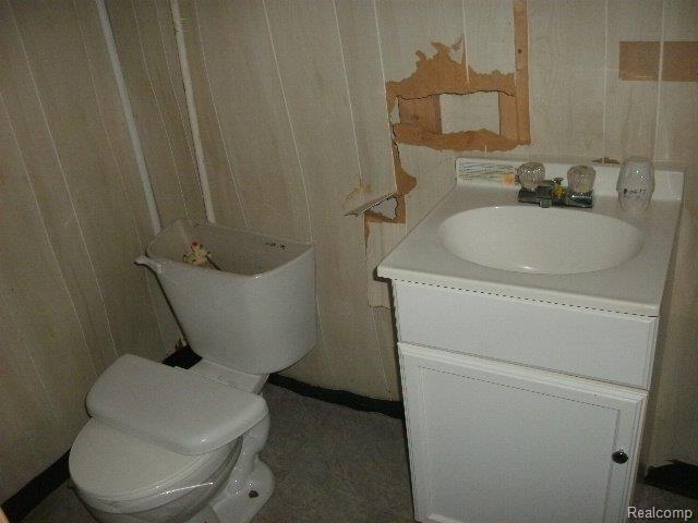 5570 Devonshire Road Detroit, MI 48224 - Photo 12 of 13 GEDC2640.JPG