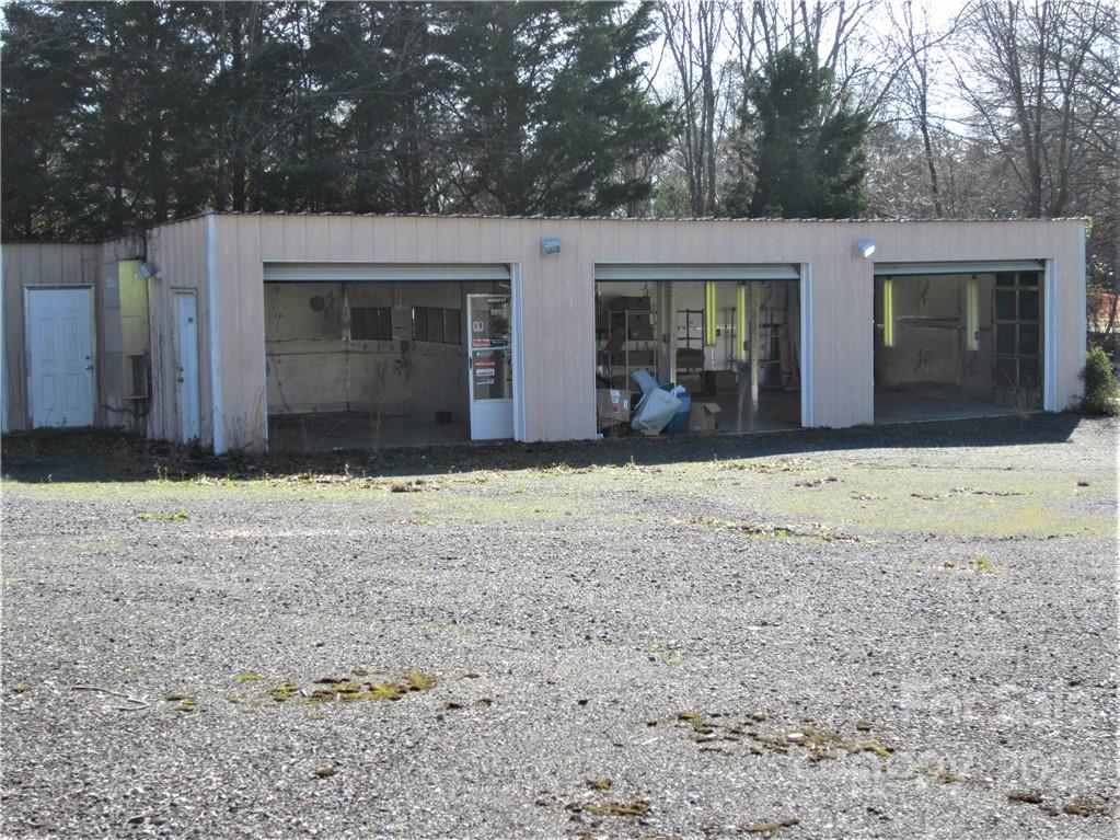 118 Patrick Road Gastonia, NC 28056 - Photo 45 of 45 a view of a house with a yard
