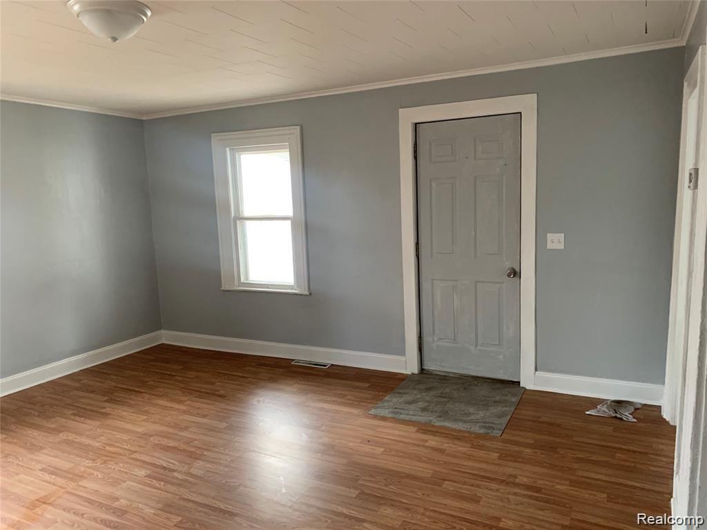 518 North Locust Street Adrian, MI 49221 - Photo 5 of 13