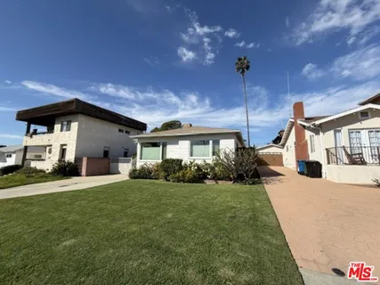 $1,900,000 | 12207 Palms Boulevard, Los Angeles, CA 90066