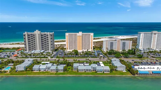 $3,600 | 1270 Gulf Boulevard, Unit 1003, Clearwater, FL 33767