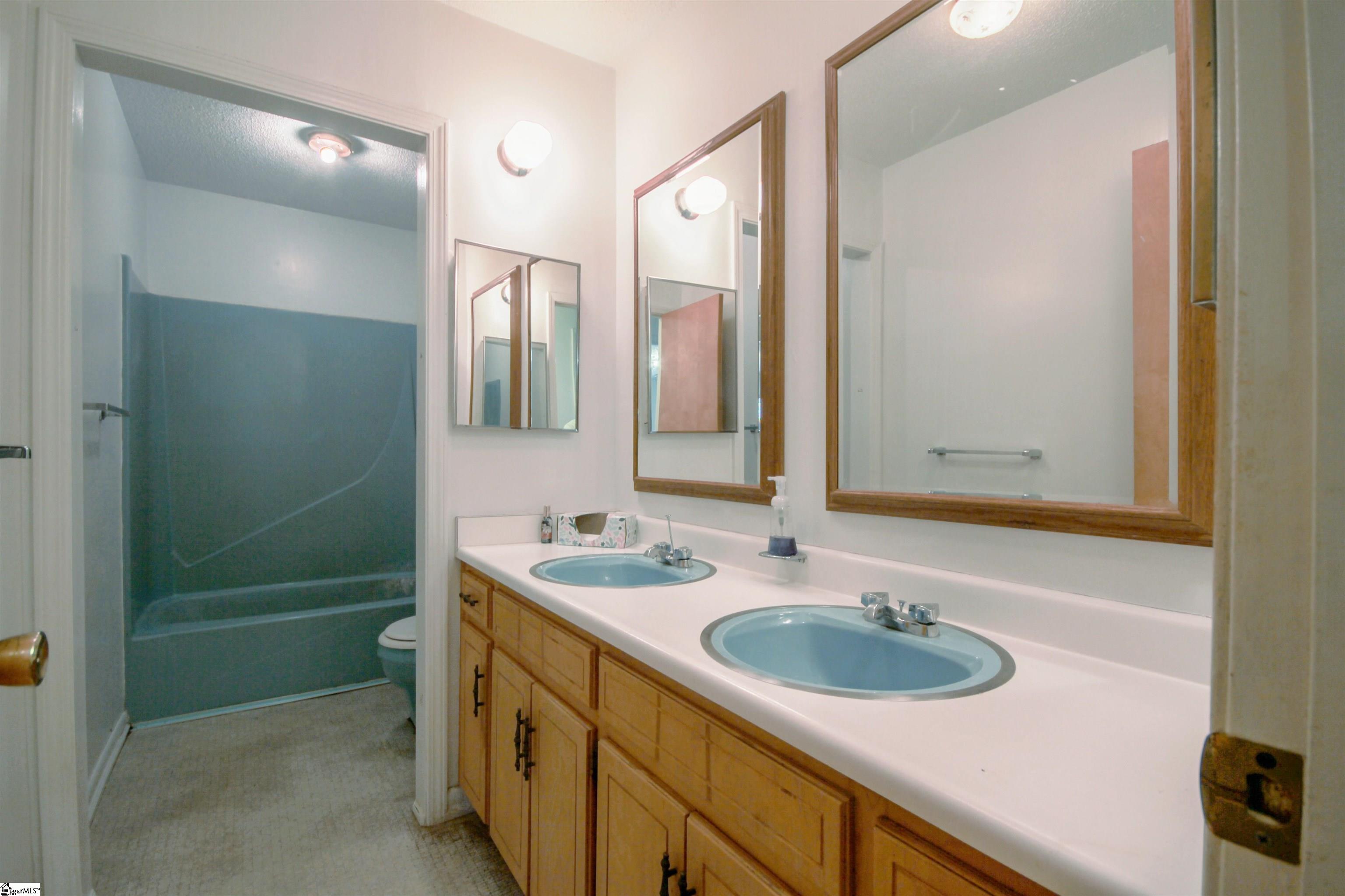 118 State Rd S-42-4272 Woodruff, SC 29388 - Photo 13 of 28