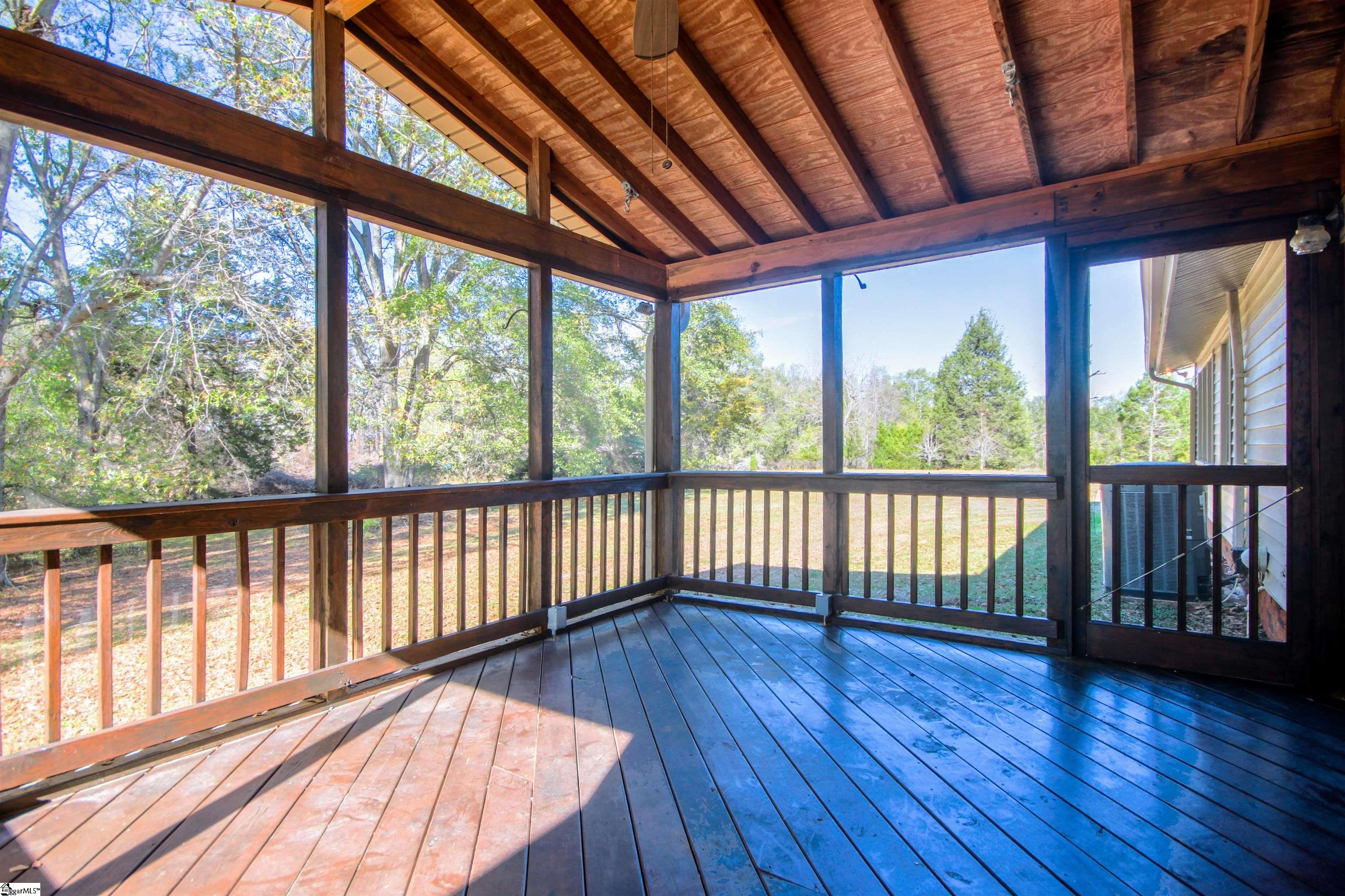 118 State Rd S-42-4272 Woodruff, SC 29388 - Photo 21 of 28