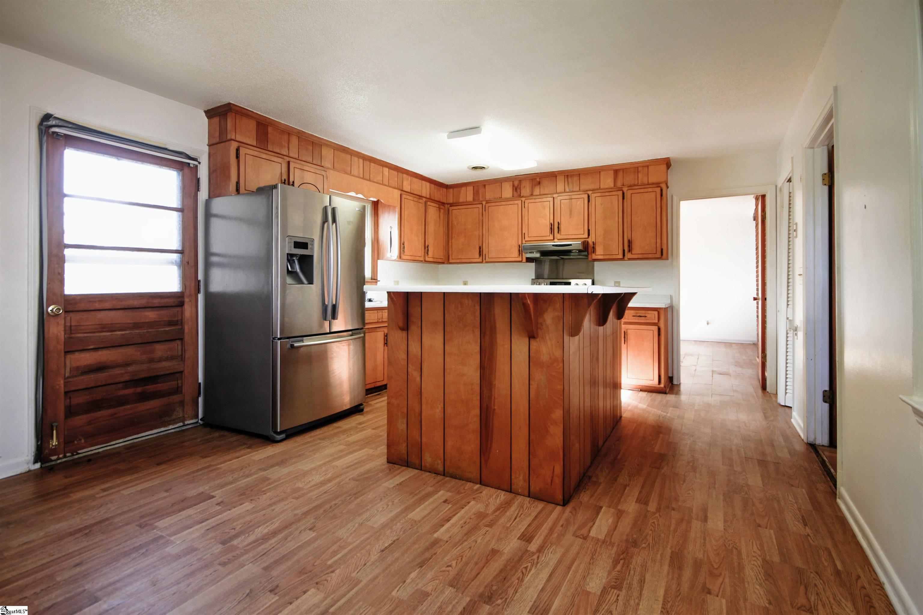 118 State Rd S-42-4272 Woodruff, SC 29388 - Photo 5 of 28
