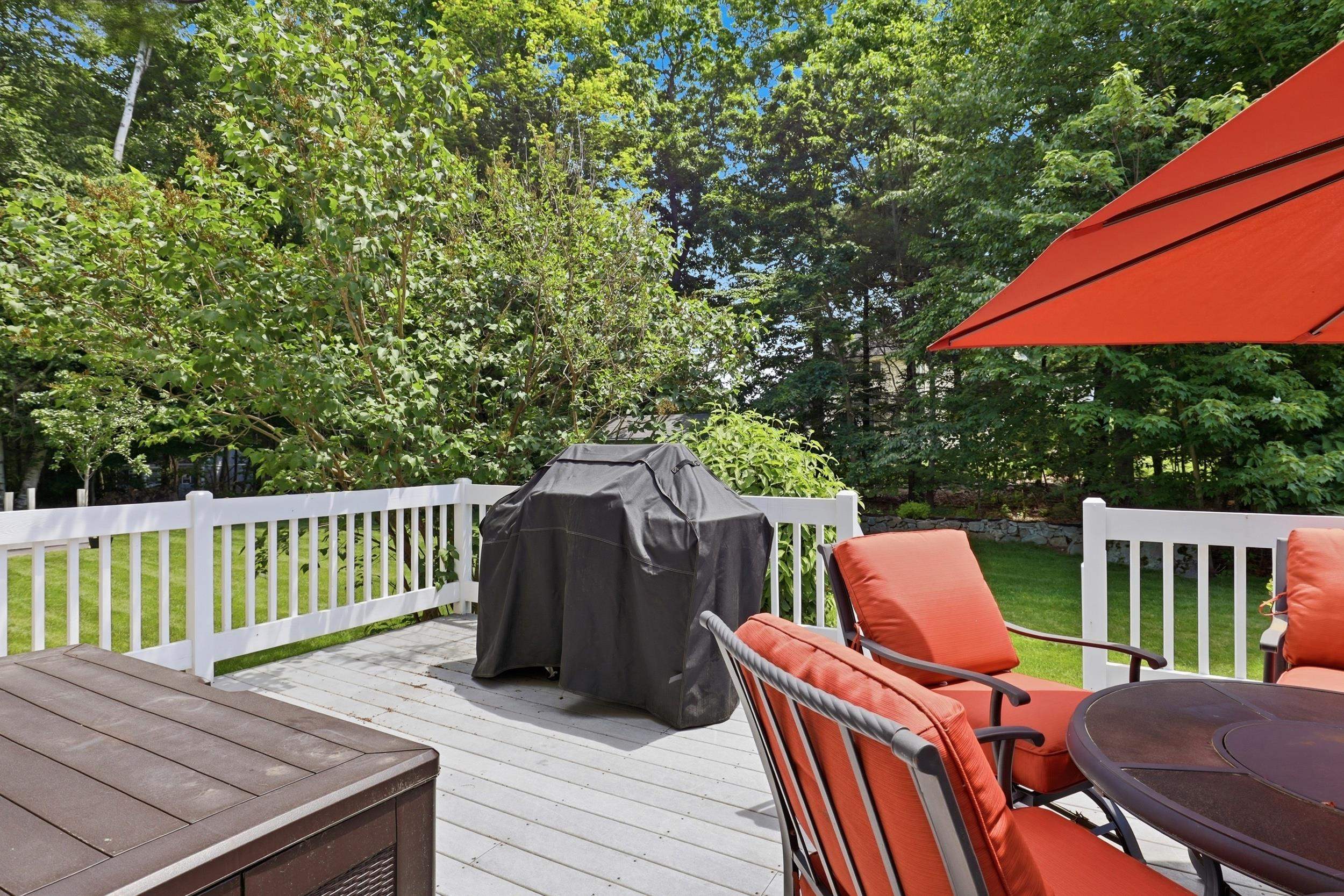 57 Lindsay Road Hooksett, NH 03106 - Photo 42 of 51