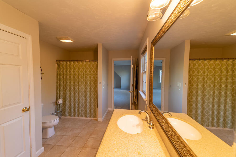 68 Brewster Road Mashpee, MA 02649 - Photo 22 of 33 Bath