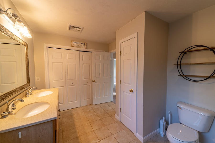 68 Brewster Road Mashpee, MA 02649 - Photo 26 of 33 Bath