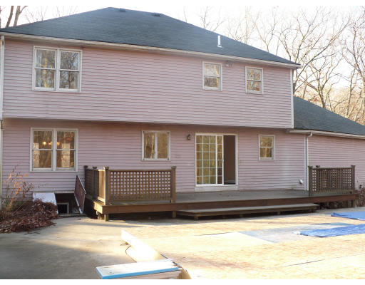 10 Rock Road Attleboro, MA 02703 - Photo 10 of 13 Gallery Image 10