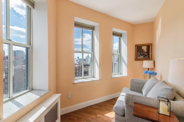 $12,995 | 99 Bank Street, Unit 7Q | West Village