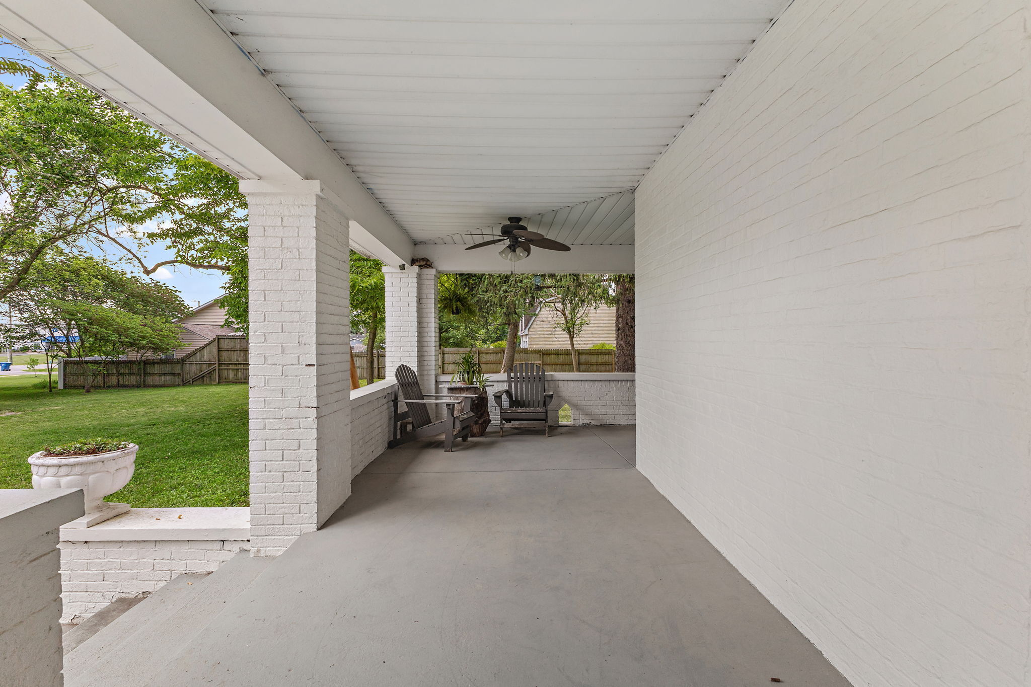 220 South Post Road Indianapolis, IN 46219 - Photo 5 of 33 Gallery Image 5