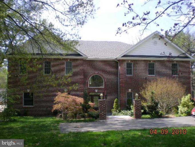 6524 Elmdale Road Alexandria, VA 22312 - Photo 1 of 9 Exterior (Main)