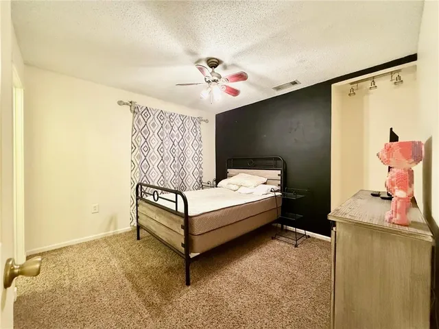 $2,500 | 201 Wall Boulevard, Gretna, LA 70056