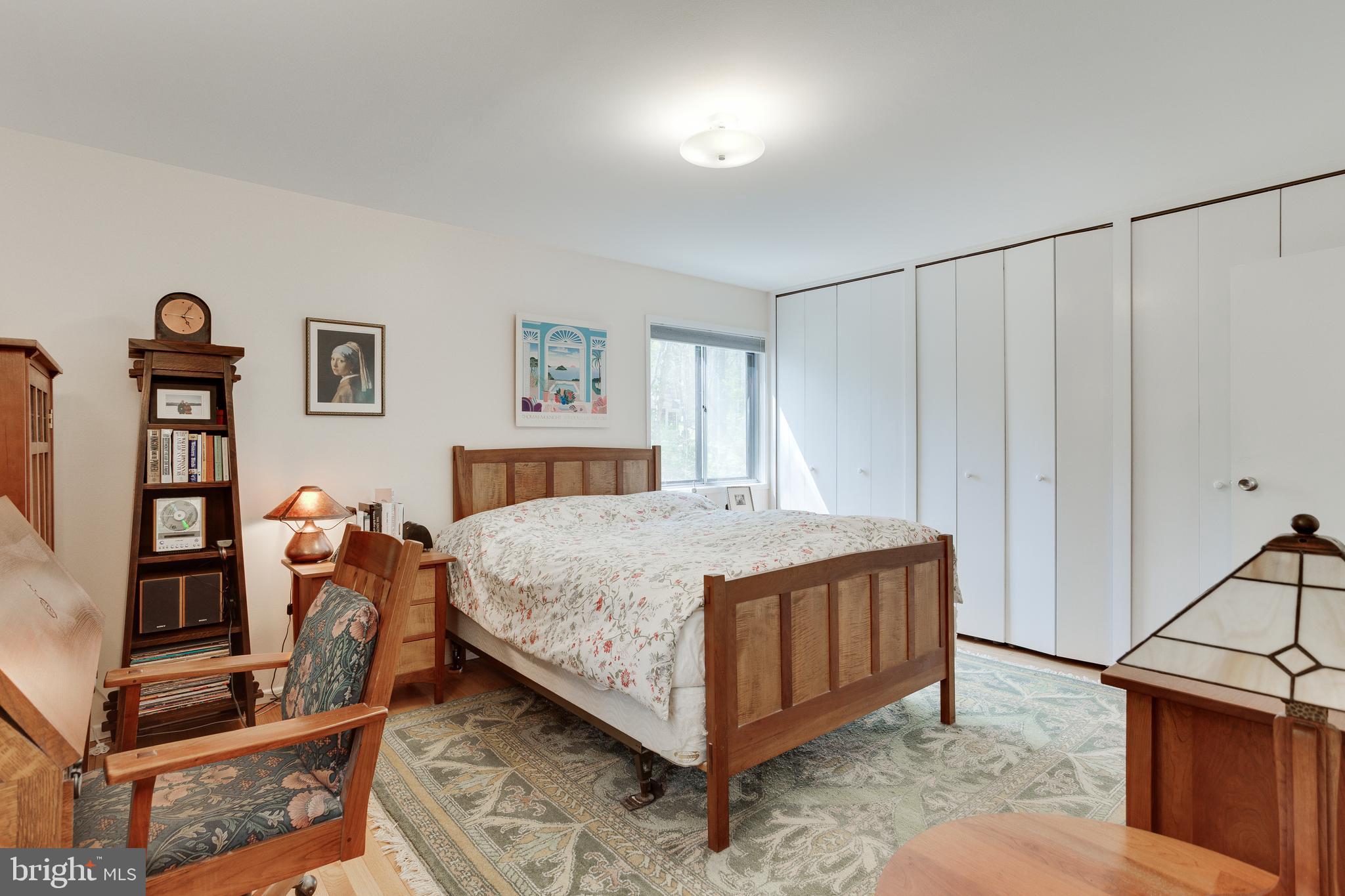 8129 Hamilton Spring Road Bethesda, MD 20817 - Photo 32 of 45