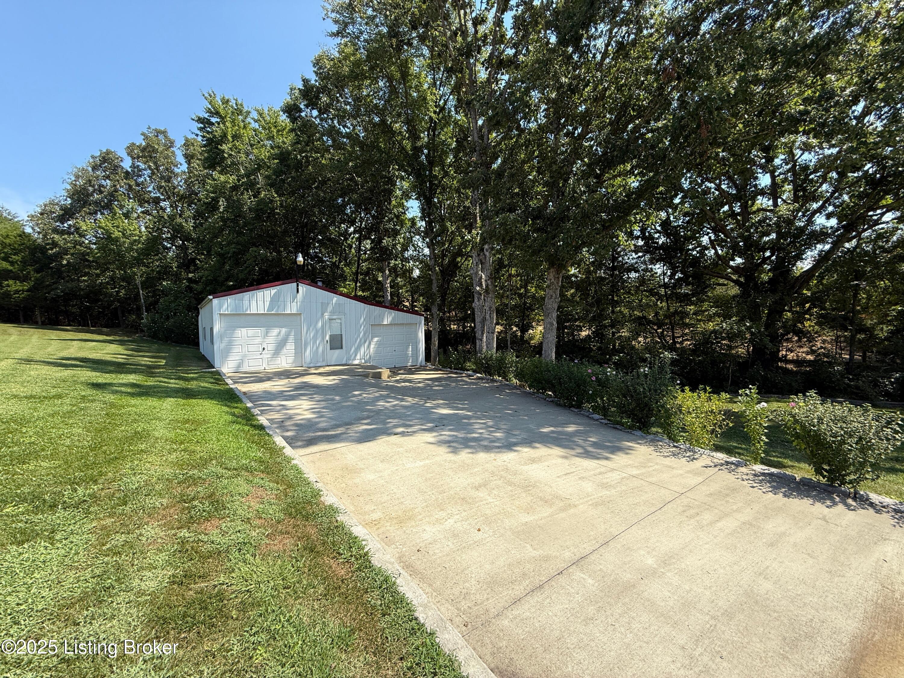 138 Sandlin Road Leitchfield, KY 42754 - Photo 3 of 40 Image00002