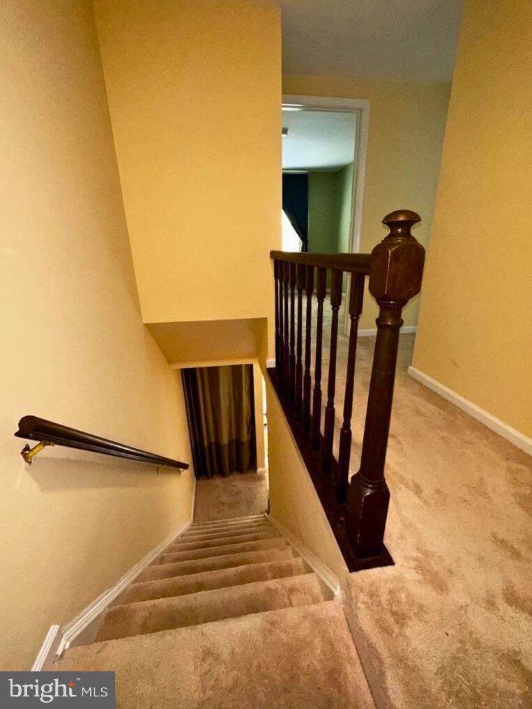 5718 Wood Mouse Court Burke, VA 22015 - Photo 8 of 23 a view of entryway