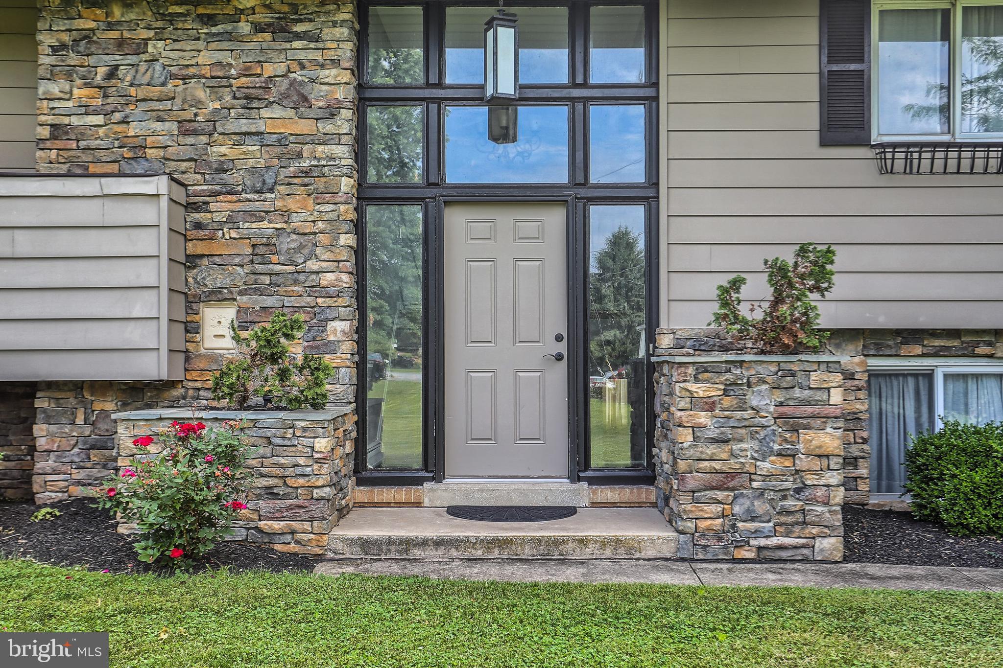 381 Cameron Road Etters, PA 17319 - Photo 2 of 57 Gallery Image 2