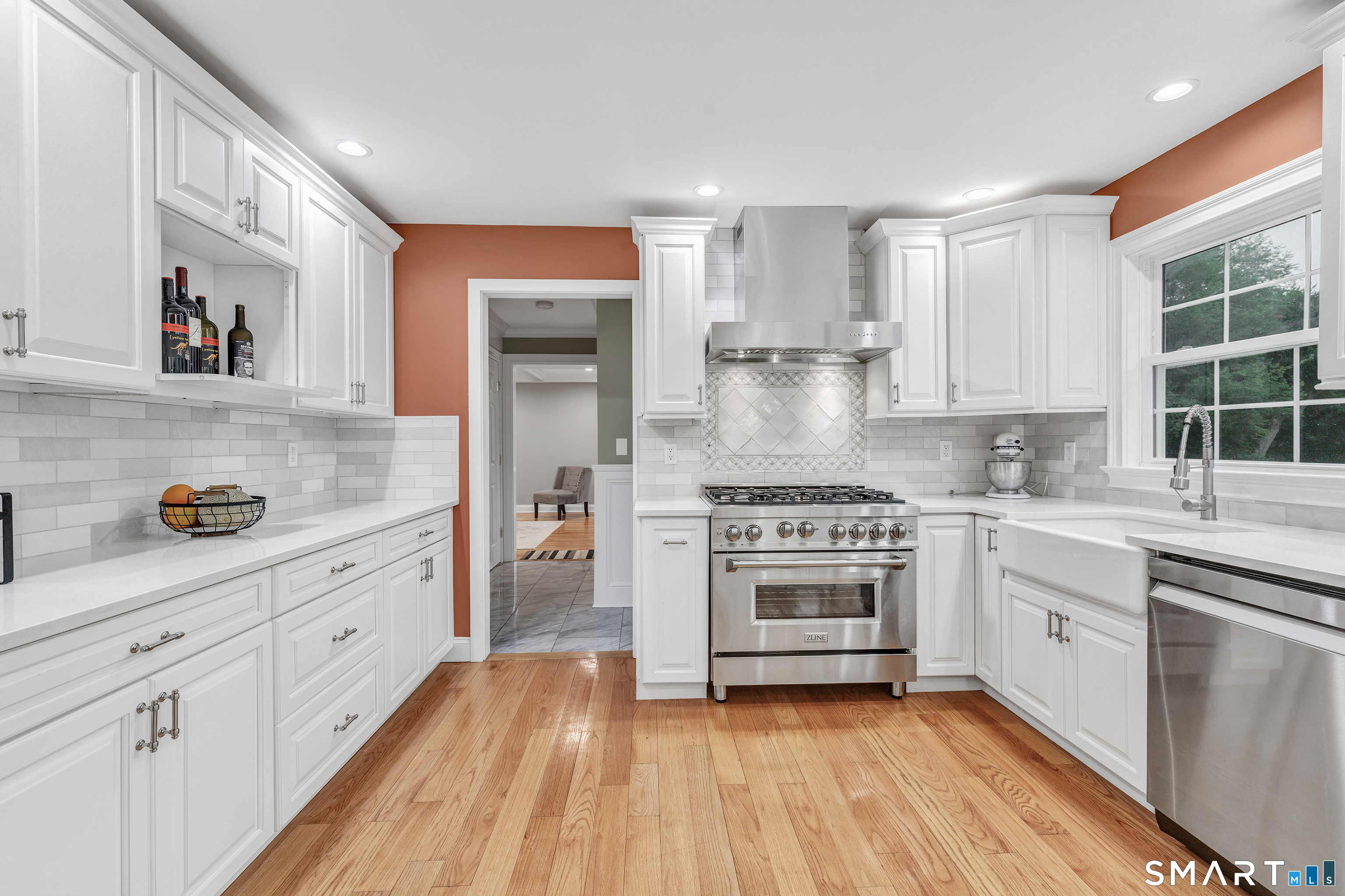 42 Turkey Meadow Road Trumbull, CT 06611 - Photo 7 of 40