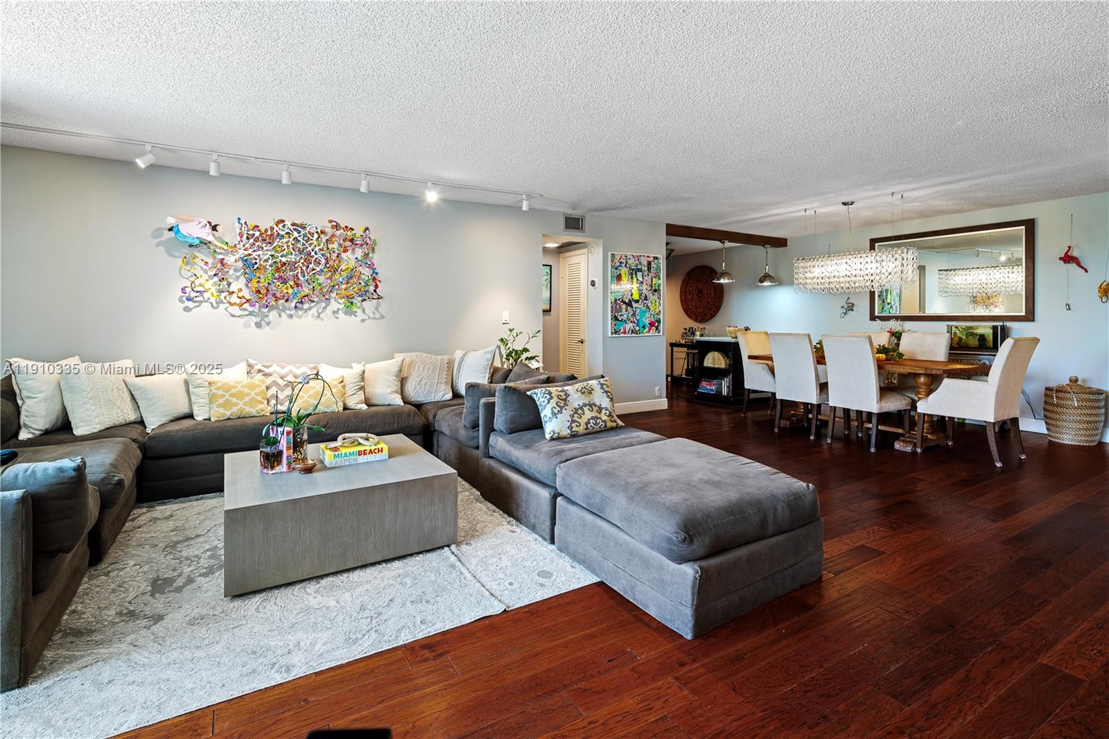 1111 Crandon Boulevard, Unit C205 Key Biscayne, FL 33149 - Photo 3 of 23