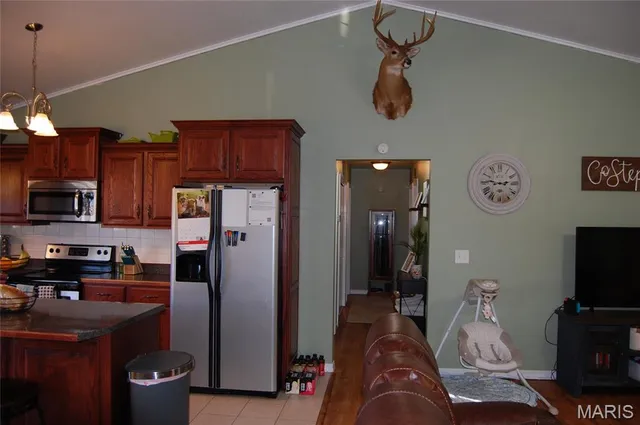 $174,900 | 321 Meadow View Drive, Poplar Bluff, MO 63901