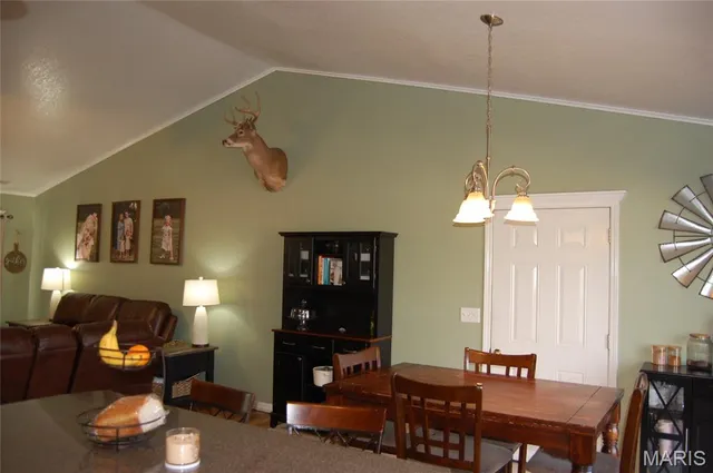 $174,900 | 321 Meadow View Drive, Poplar Bluff, MO 63901