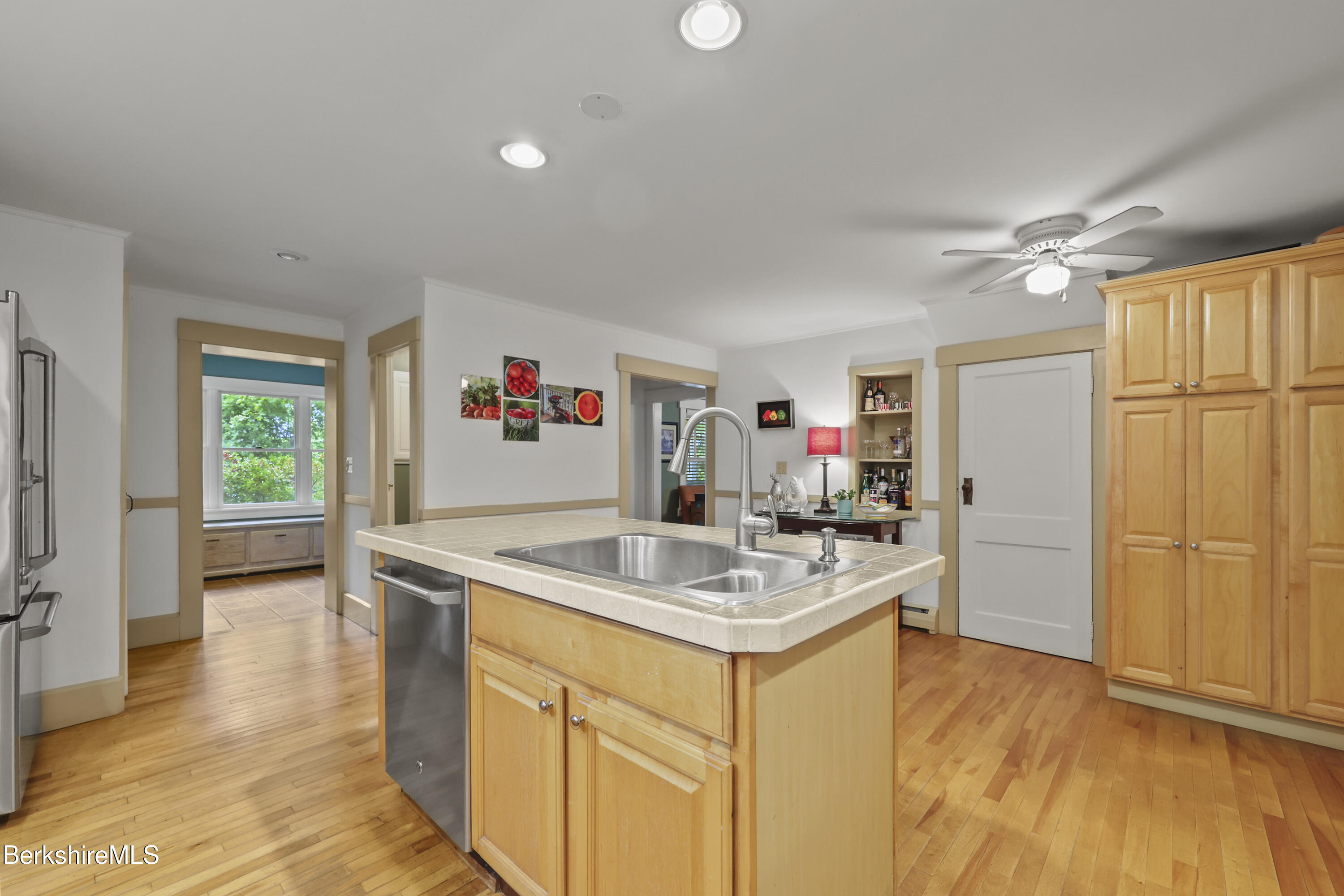 662 North Hoosac Road Williamstown, MA 01267 - Photo 25 of 55 120 Kitchen