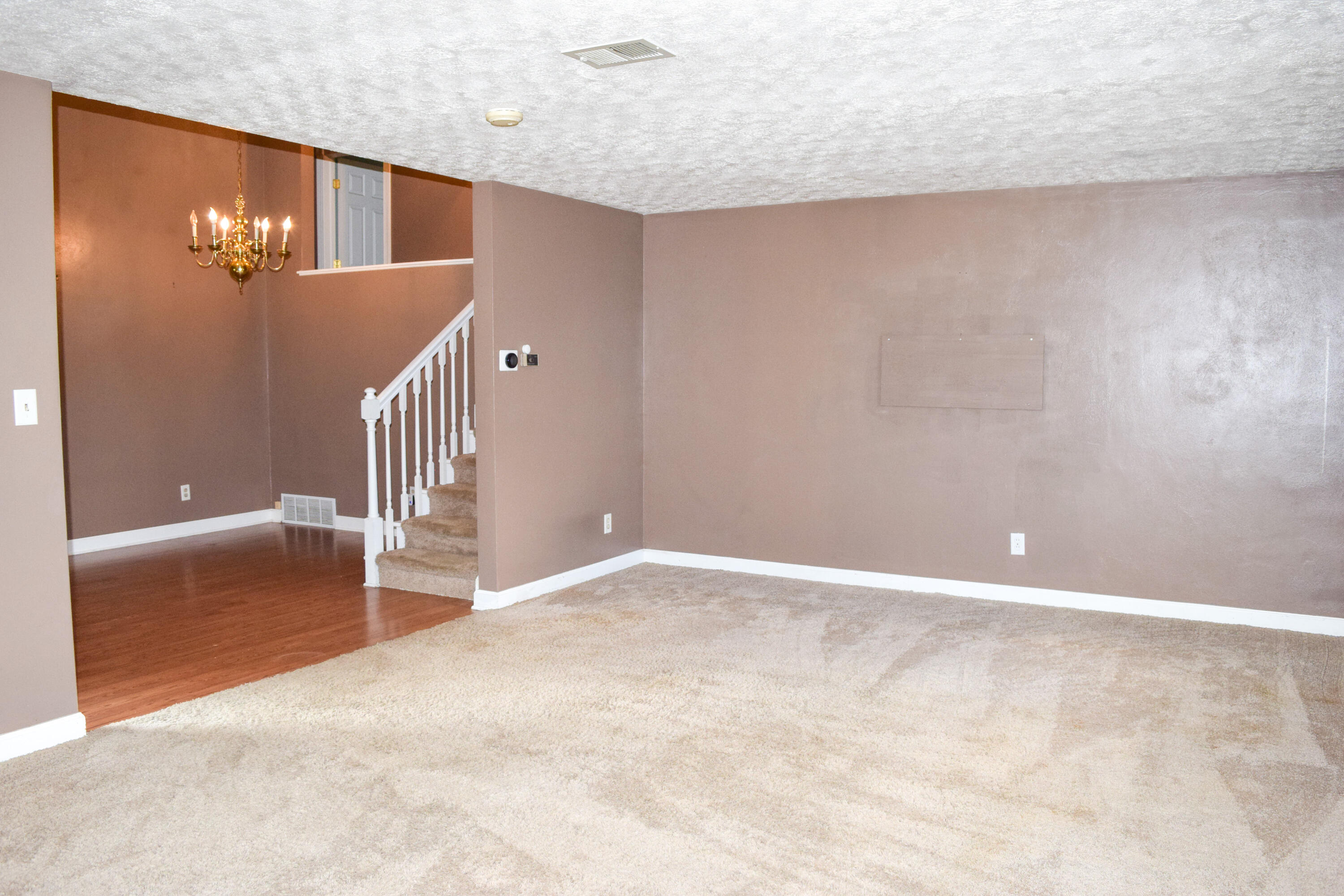 1320 Moorefield Road Springfield, OH 45503 - Photo 5 of 45