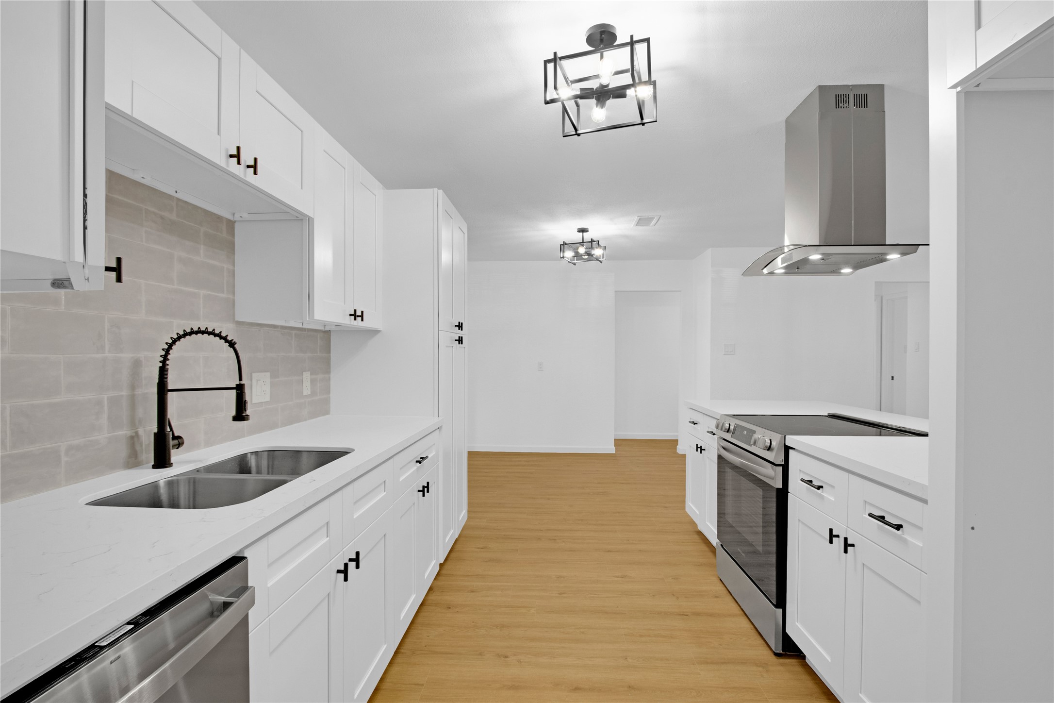 623 Gilpin Street Houston, TX 77034 - Photo 12 of 46