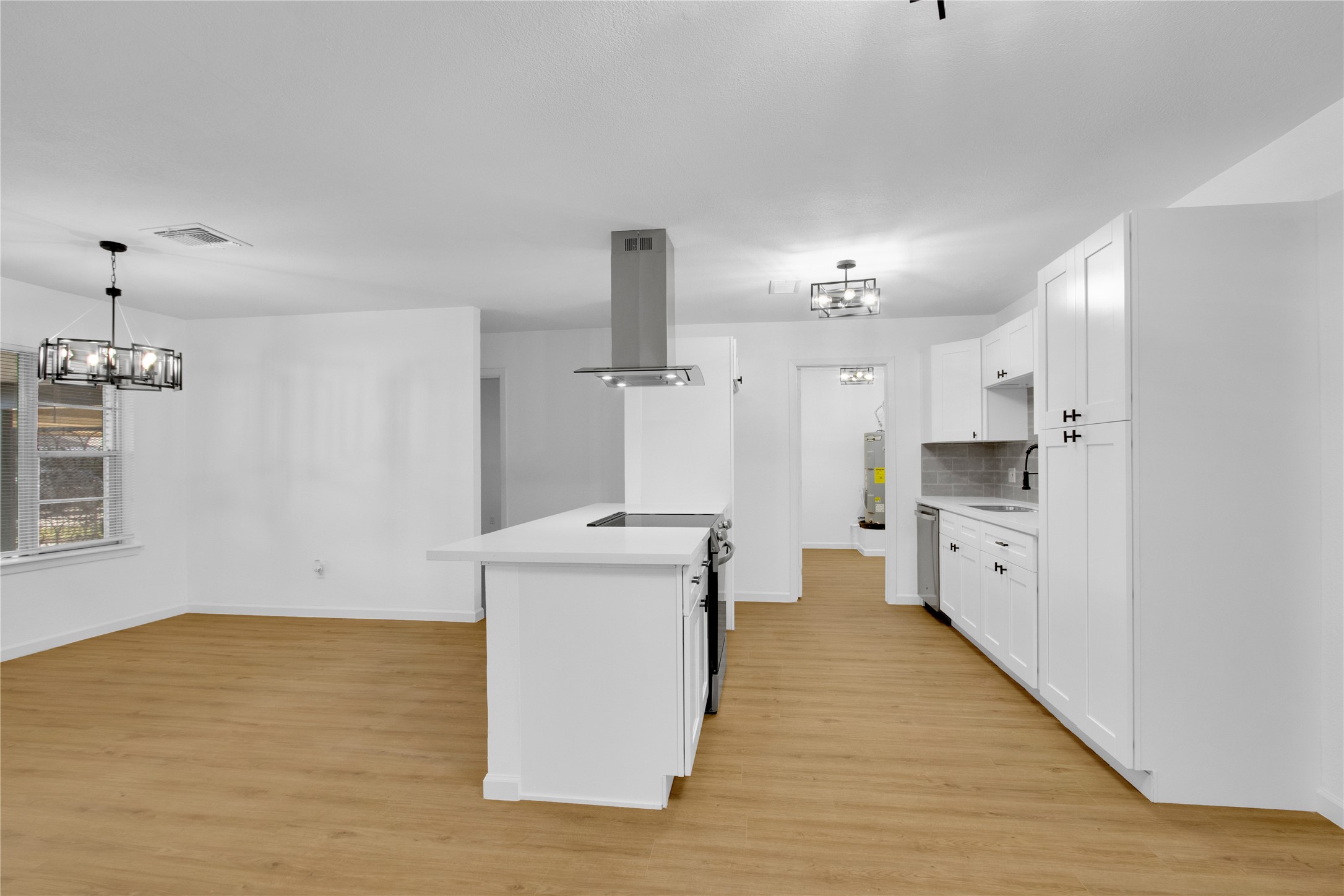 623 Gilpin Street Houston, TX 77034 - Photo 7 of 46