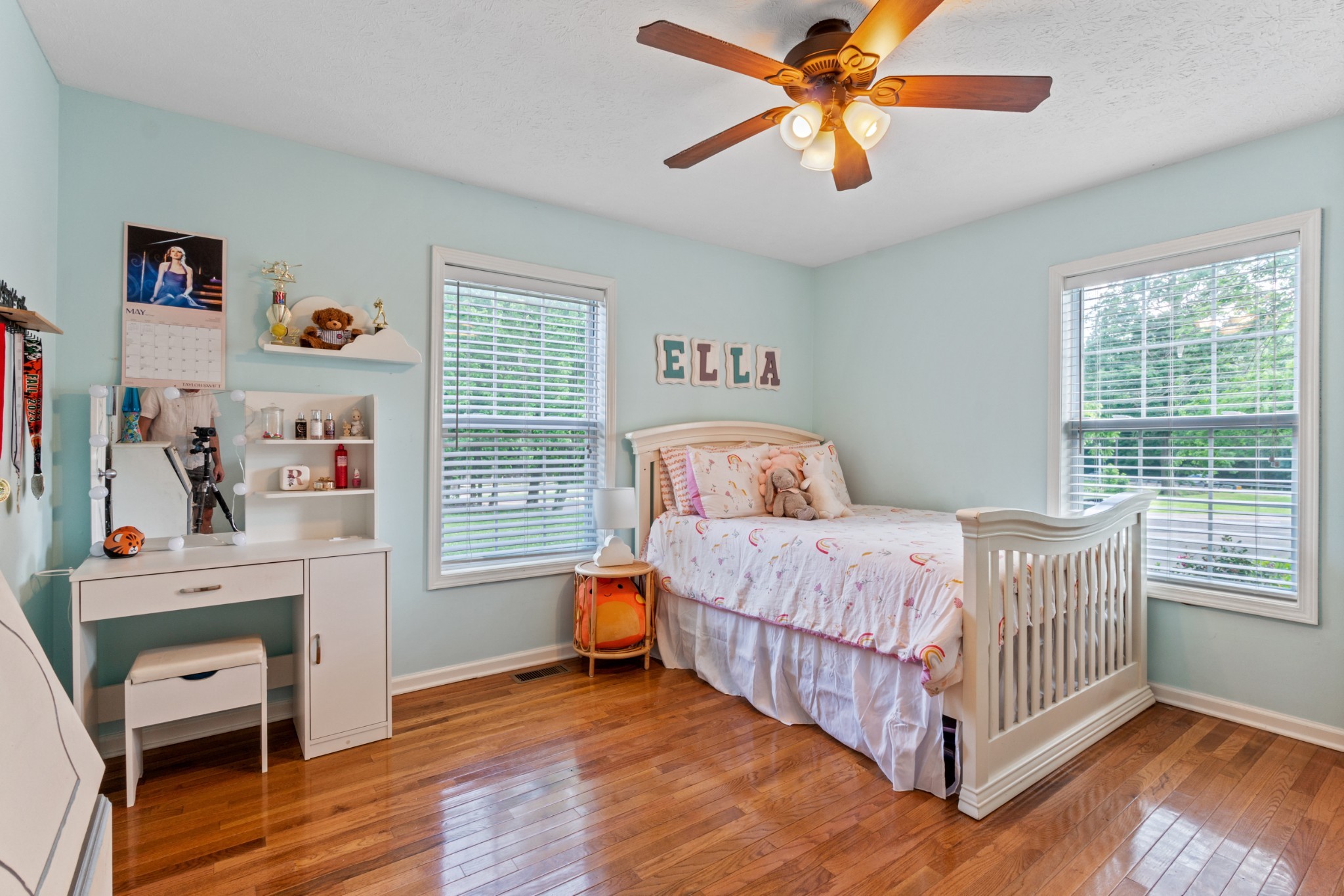 105 South Palmers Chapel Road White House, TN 37188 - Photo 23 of 42 Bedroom two with gleaming hardwood floors and spacious closet, connect to bedroom one with Jack and Jill bathroom