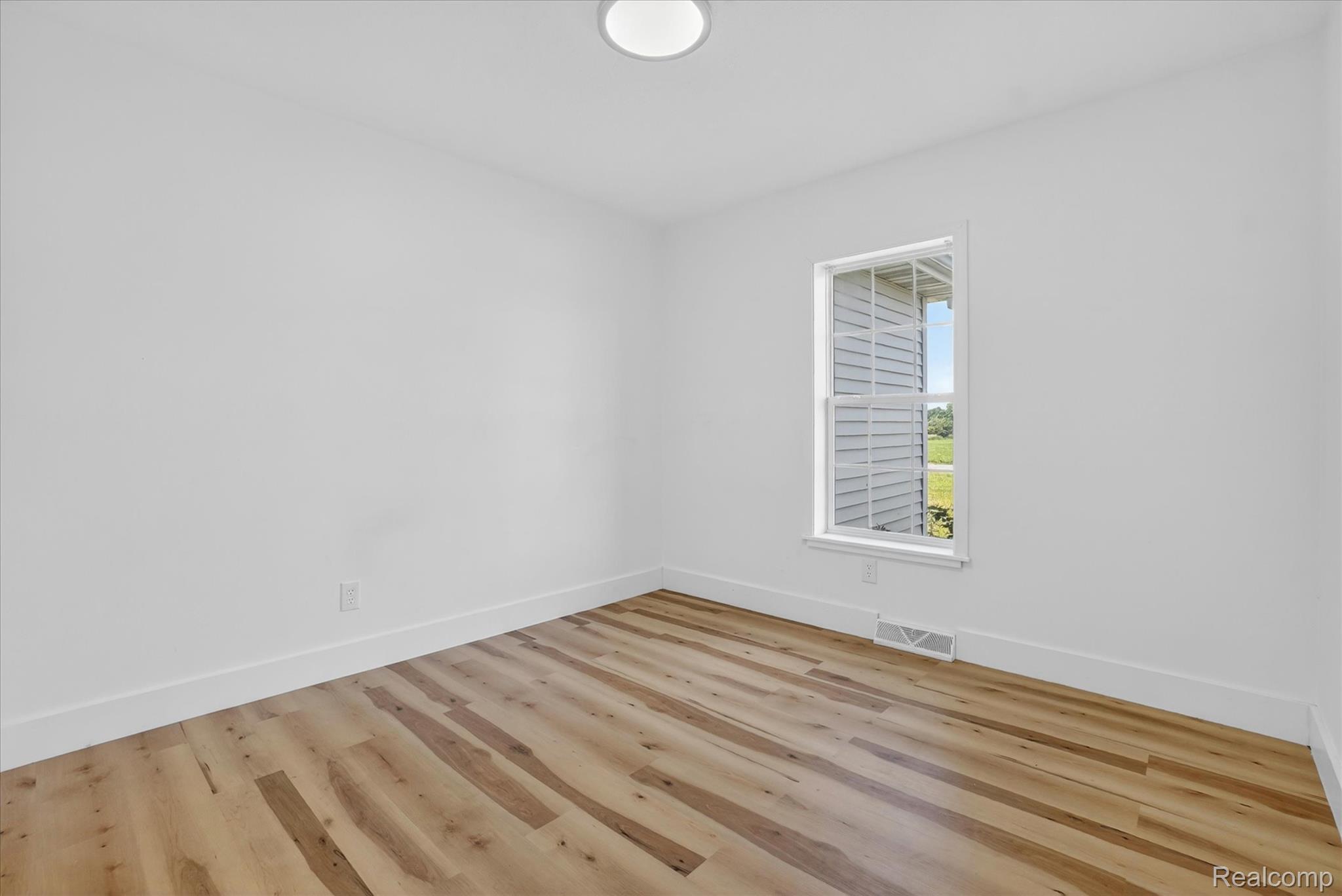 1400 North Every Road Mason, MI 48854 - Photo 20 of 33 Empty room