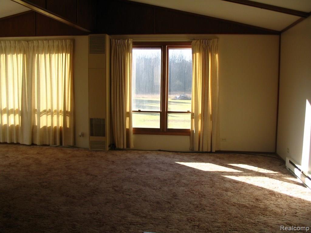1460 North Branch Road North Branch, MI 48461 - Photo 5 of 5 1460 NB Upper Living Room (Copy).jpg