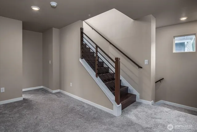 $899,000 | 11821 82nd Avenue South, Seattle, WA 98178