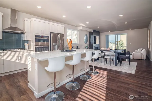 $899,000 | 11821 82nd Avenue South, Seattle, WA 98178