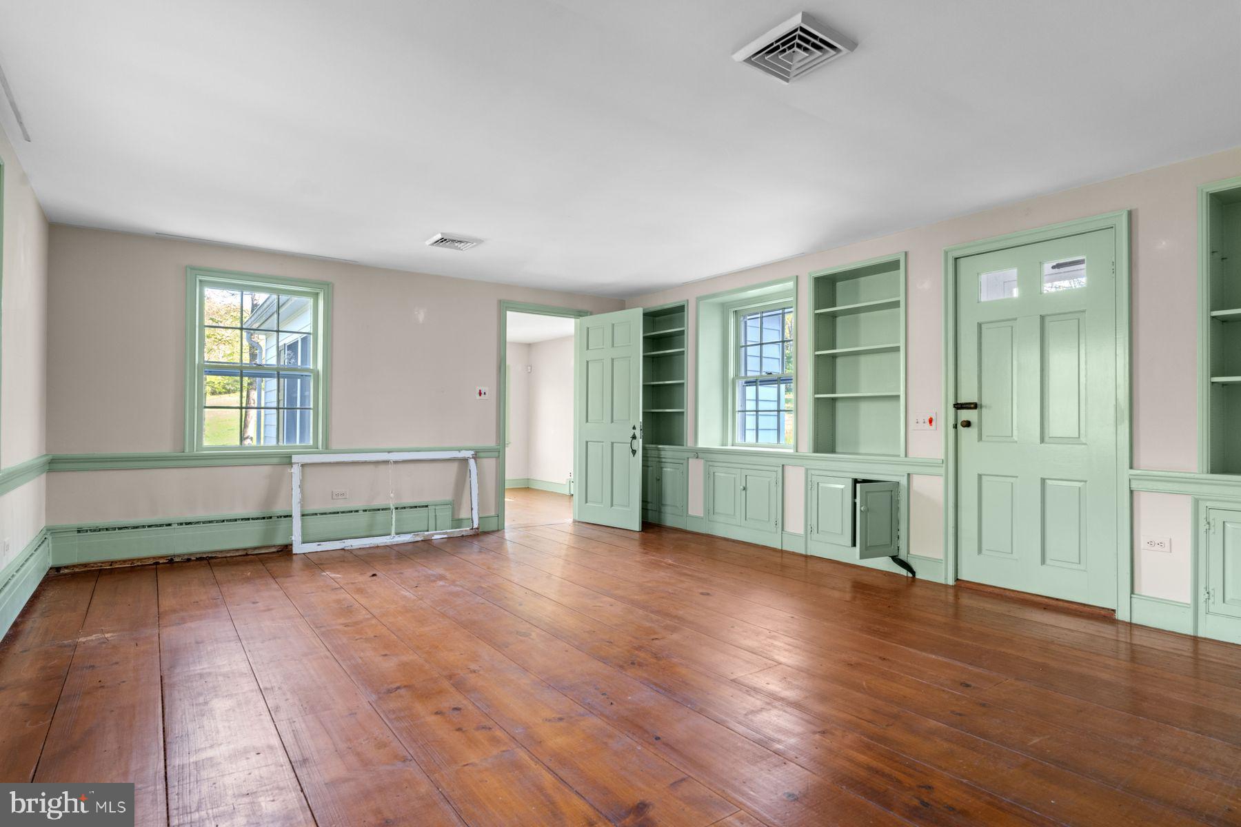 324 Thompson Mill Road New Hope, PA 18938 - Photo 11 of 23 Gallery Image 11