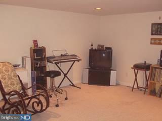 231 Kent Road Springfield, PA 19064 - Photo 5 of 6