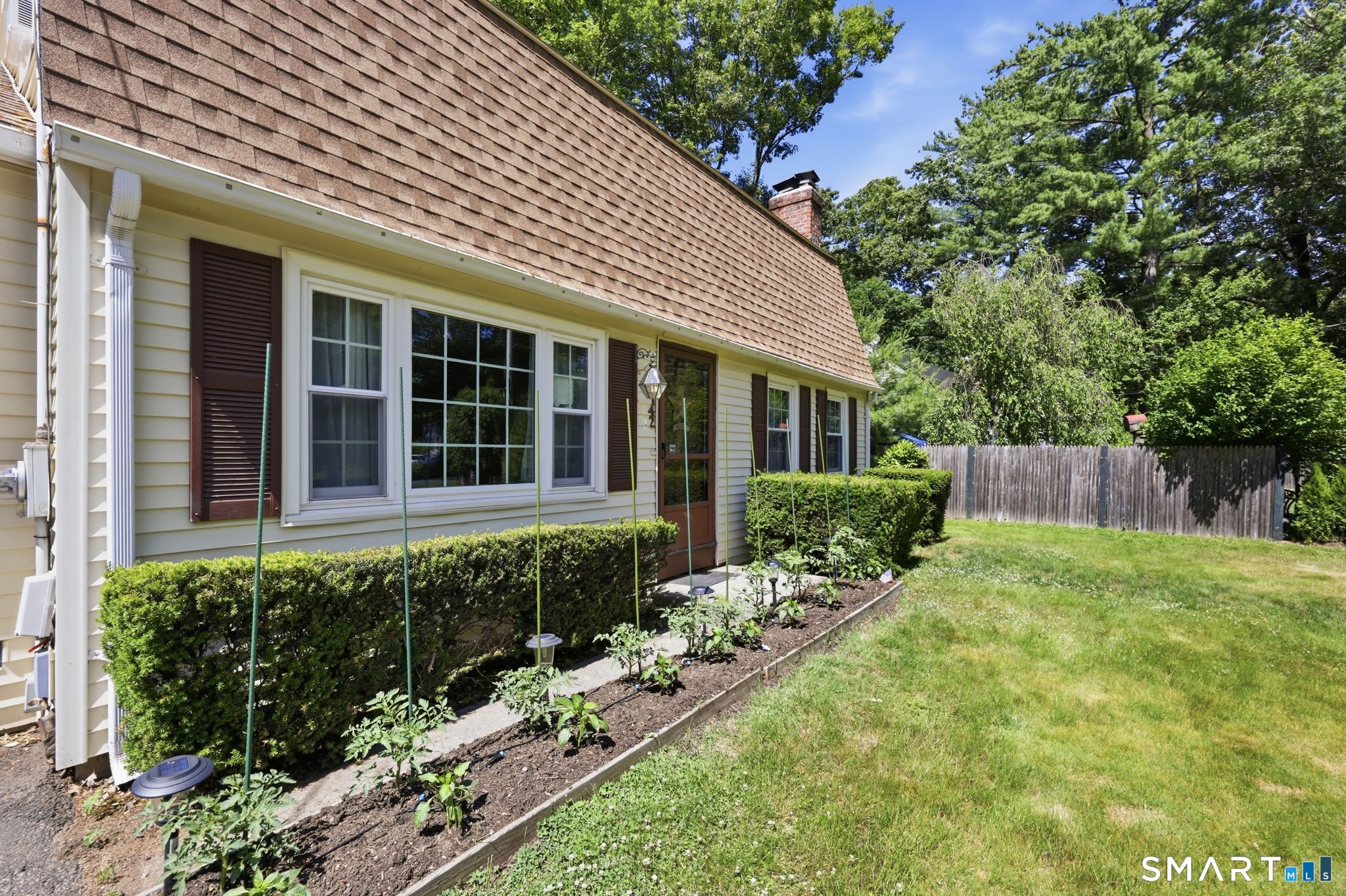 142 Jackson Drive Suffield, CT 06093 - Photo 2 of 30