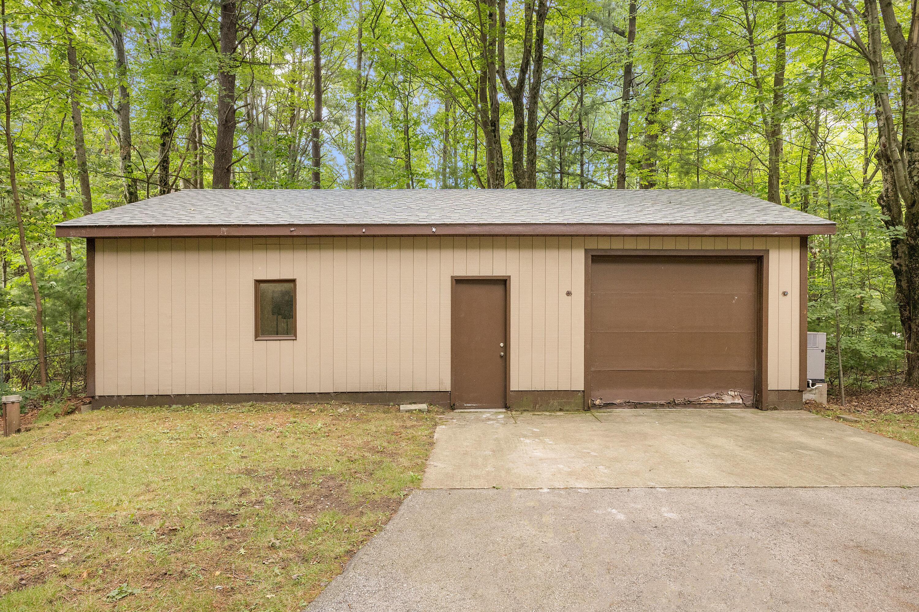 2455 Judson Road Spring Lake, MI 49456 - Photo 33 of 47 IMG_9196