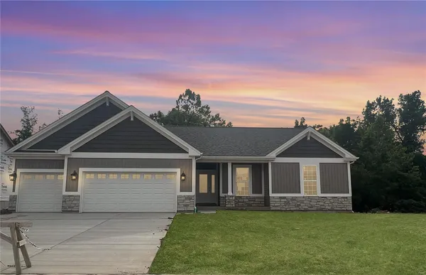 $425,000 | 90 Fiddler's Close, Washington, MO 63090