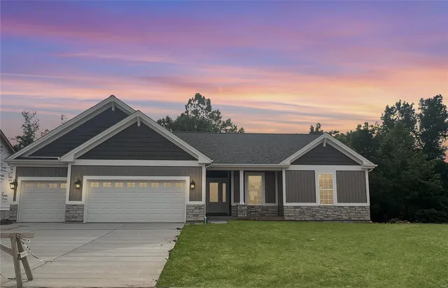 $425,000 | 90 Fiddler's Close, Washington, MO 63090