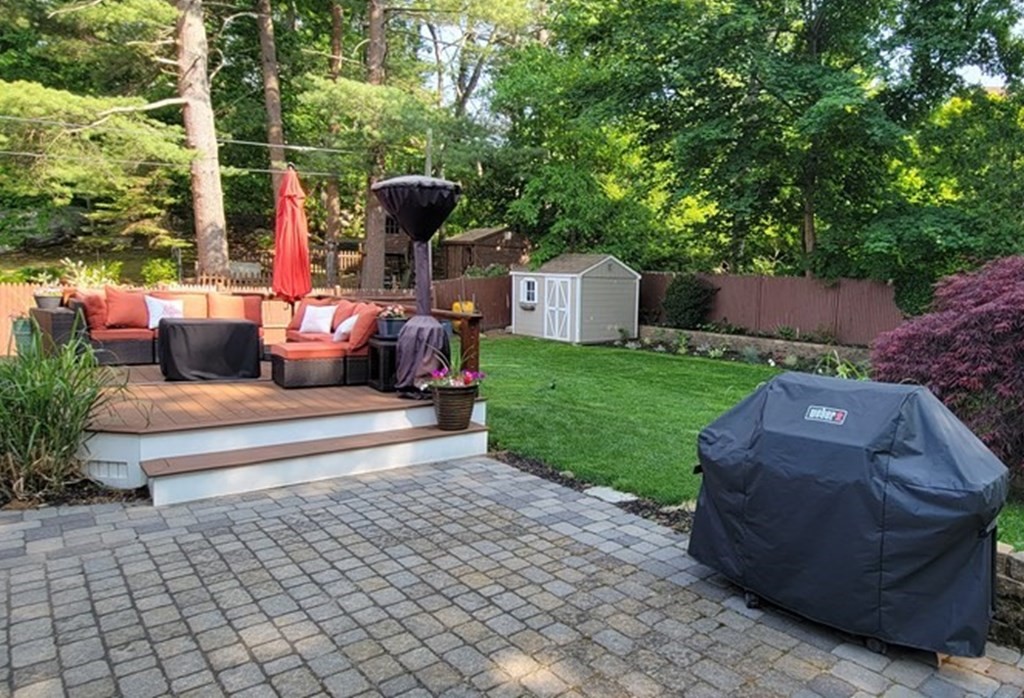 22 Ledgewood Road Wakefield, MA 01880 - Photo 29 of 34