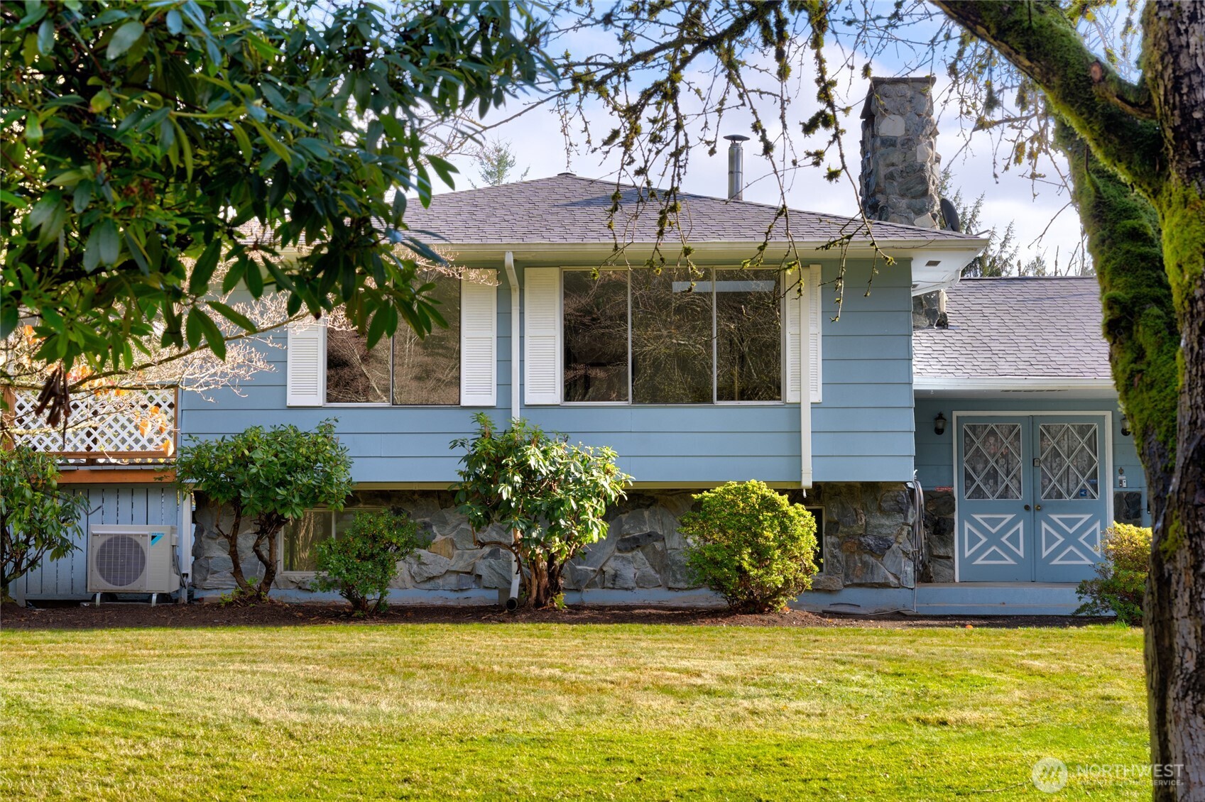 22491 Grip Road Sedro-Woolley, WA 98284 - Photo 5 of 40 front view of a house with a yard