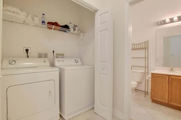 $2,875 | 4921 Bonsai Circle, Unit 201, Palm Beach Gardens, FL 33418