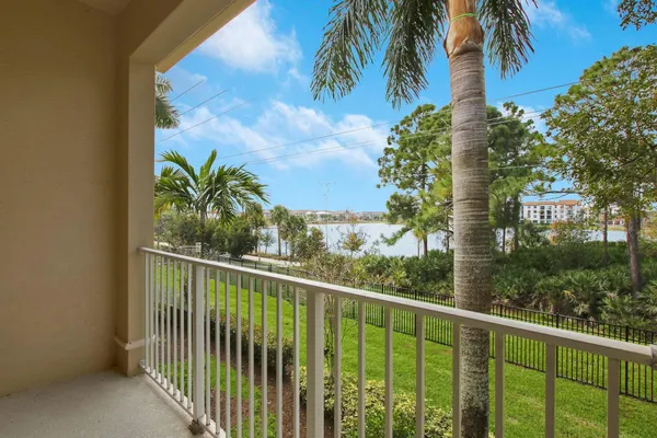 $2,875 | 4921 Bonsai Circle, Unit 201, Palm Beach Gardens, FL 33418