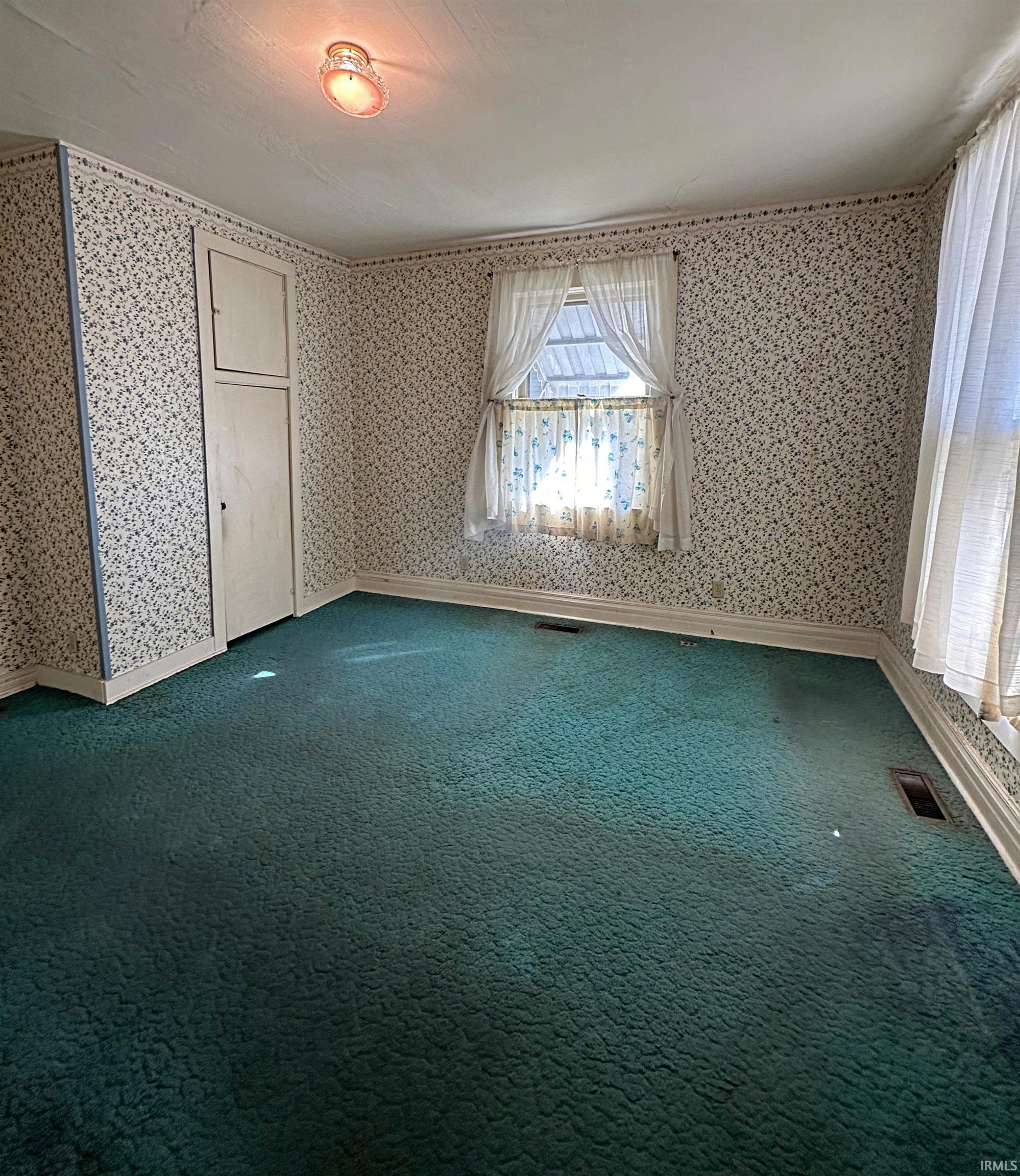 1308 East Van Trees Street Washington, IN 47501 - Photo 11 of 15