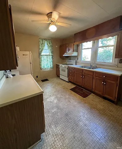 $75,000 | 1308 East Van Trees Street, Washington, IN 47501